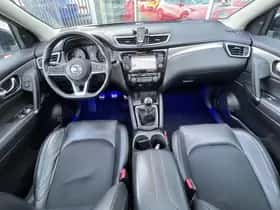 Nissan Qashqai (2019) thumbnail 3