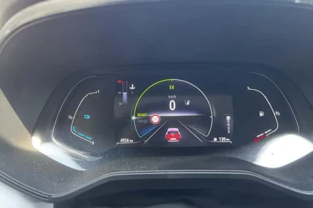 Renault Clio (2023) thumbnail 4