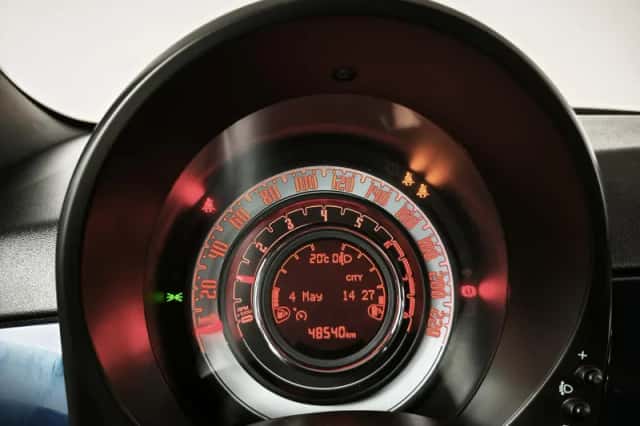 Fiat 500 (2023) thumbnail 4