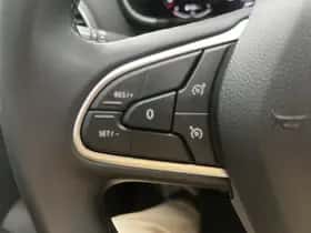Renault Mégane (2023) thumbnail 23