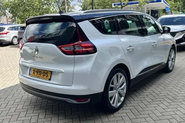 Renault Grand Scénic (2018) thumbnail 2