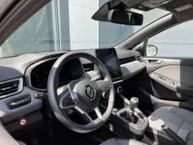 Renault Clio (2024) thumbnail 8