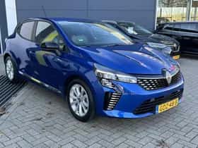 Renault Clio (2024) thumbnail 5