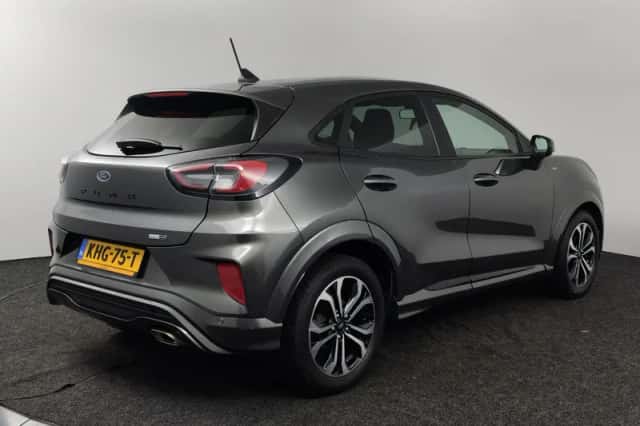 Ford Puma (2023) thumbnail 2