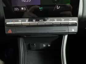 Renault Captur (2024) thumbnail 15