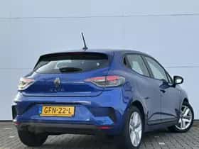 Renault Clio (2024) thumbnail 2
