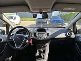 Ford Fiesta (2016) thumbnail 3