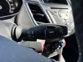 Ford Fiesta (2016) thumbnail 25
