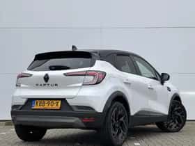 Renault Captur (2025) thumbnail 2