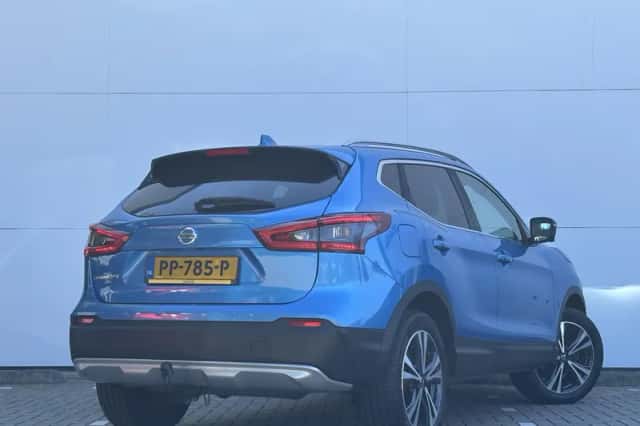 Nissan Qashqai (2017) thumbnail 2