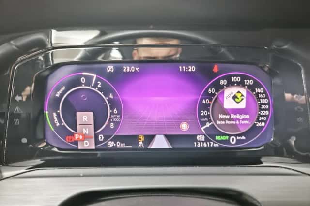 Volkswagen Golf (2023) thumbnail 4