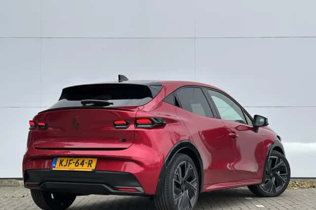 Renault Clio (2026) thumbnail 2