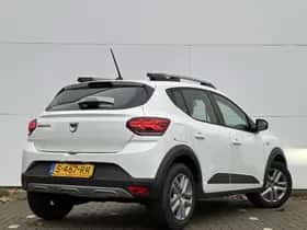 Dacia Sandero Stepway (2023) thumbnail 2