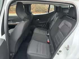 Dacia Sandero Stepway (2023) thumbnail 8