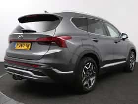 Hyundai Santa Fe (2022) thumbnail 2