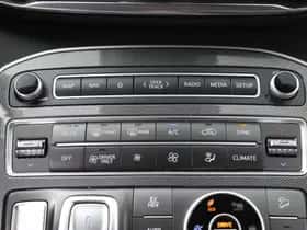 Hyundai Santa Fe (2022) thumbnail 27
