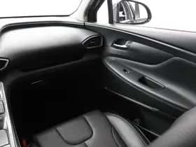 Hyundai Santa Fe (2022) thumbnail 41
