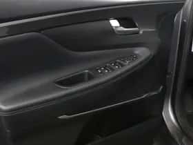 Hyundai Santa Fe (2022) thumbnail 7