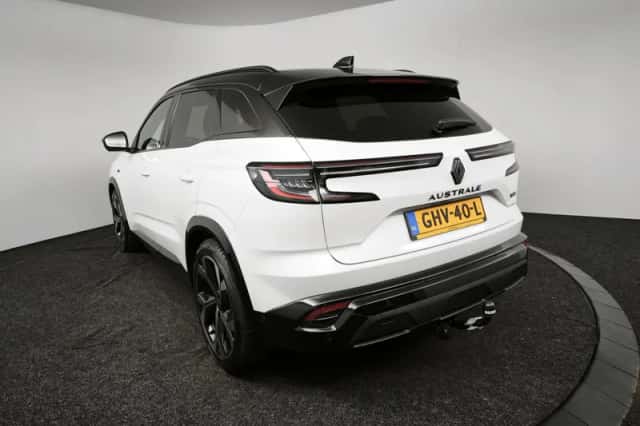 Renault Austral (2024) thumbnail 6