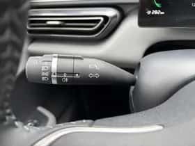 BYD Dolphin (2026) thumbnail 3