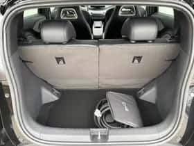 BYD Dolphin (2026) thumbnail 9