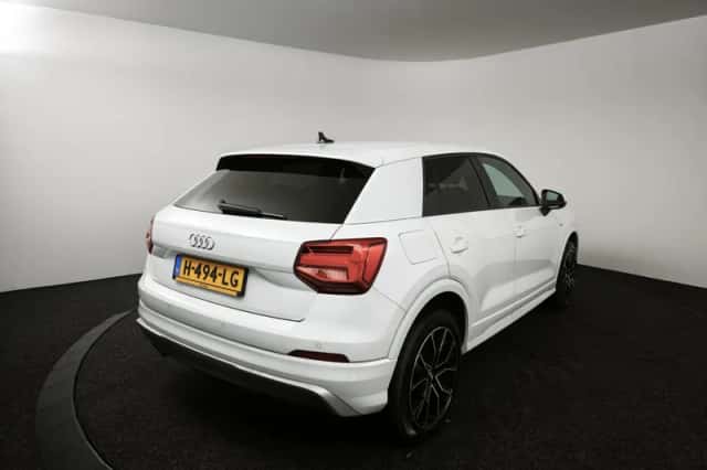 Audi Q2 (2020) thumbnail 2