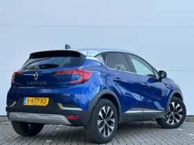Renault Captur (2024) thumbnail 2