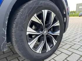 Renault Captur (2024) thumbnail 25