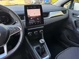 Renault Captur (2024) thumbnail 10