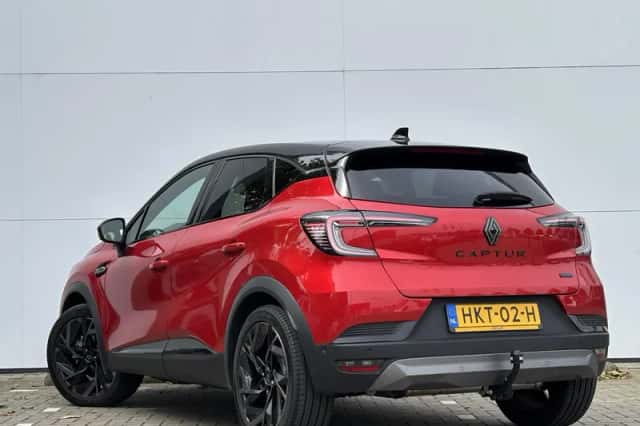Renault Captur (2025) thumbnail 6
