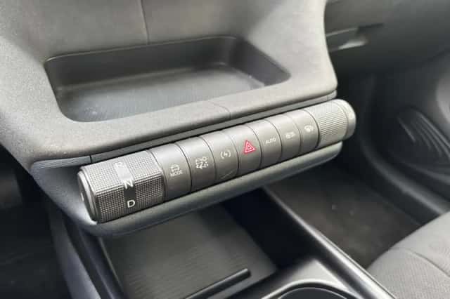 BYD Dolphin (2026) thumbnail 6