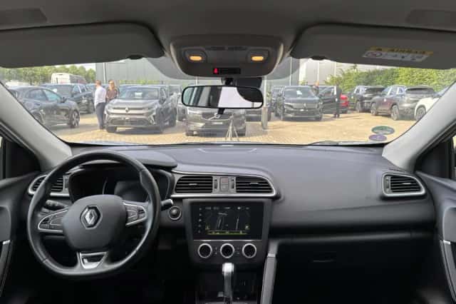 Renault Kadjar (2021) thumbnail 3