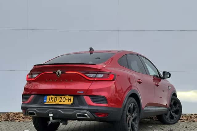 Renault Arkana (2022) thumbnail 2