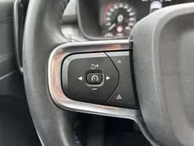 Volvo XC40 (2020) thumbnail 25
