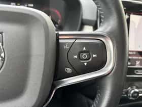 Volvo XC40 (2020) thumbnail 28