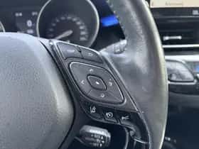 Toyota C-HR (2020) thumbnail 27