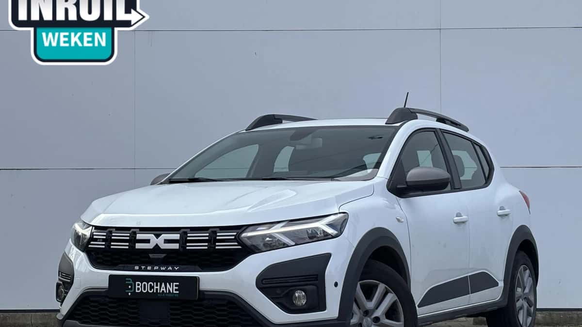 Dacia Sandero Stepway (2023) — foto 1