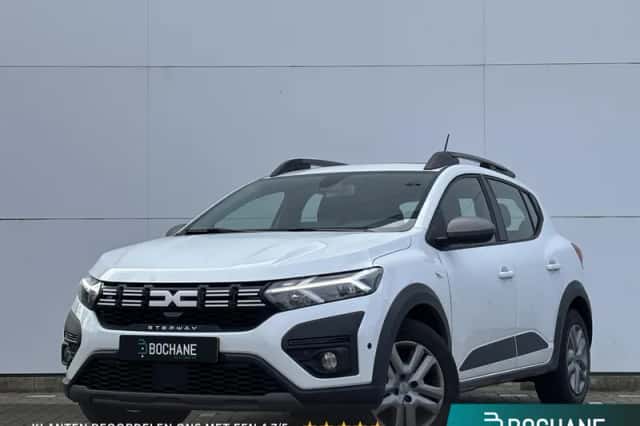 Dacia Sandero Stepway (2023) thumbnail 1