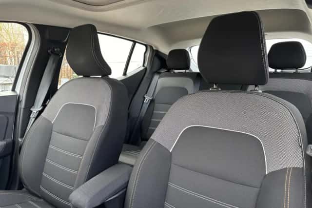 Dacia Sandero Stepway (2023) thumbnail 6