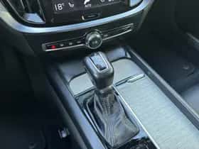 Volvo V60 (2020) thumbnail 17