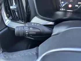Volvo V60 (2020) thumbnail 24