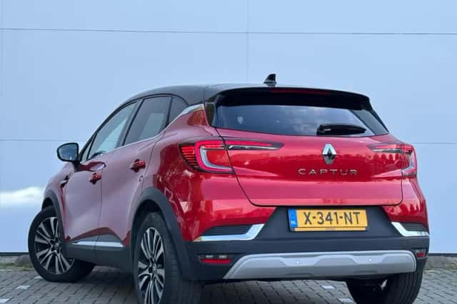 Renault Captur (2024) thumbnail 6