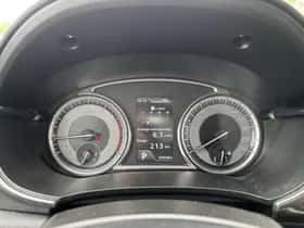 Suzuki Vitara (2021) thumbnail 4