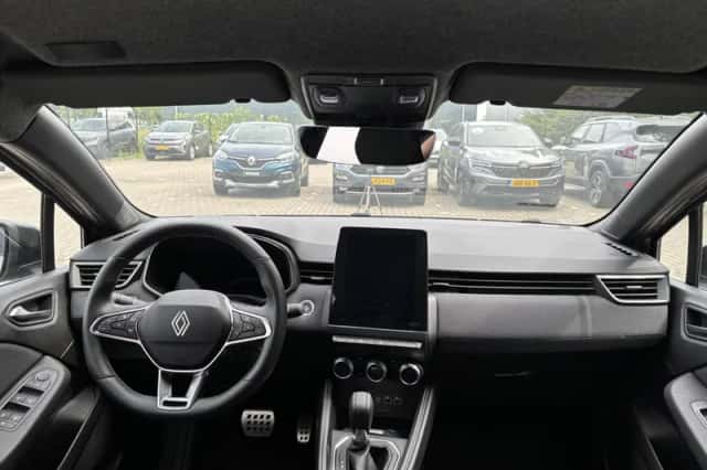 Renault Clio (2025) thumbnail 3