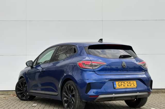 Renault Clio (2024) thumbnail 6