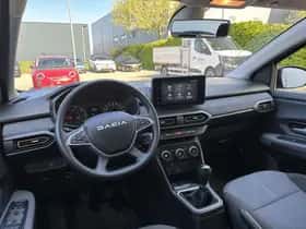 Dacia Sandero Stepway (2024) thumbnail 16