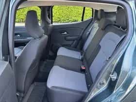 Dacia Sandero Stepway (2024) thumbnail 6