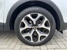 Renault Captur (2019) thumbnail 23