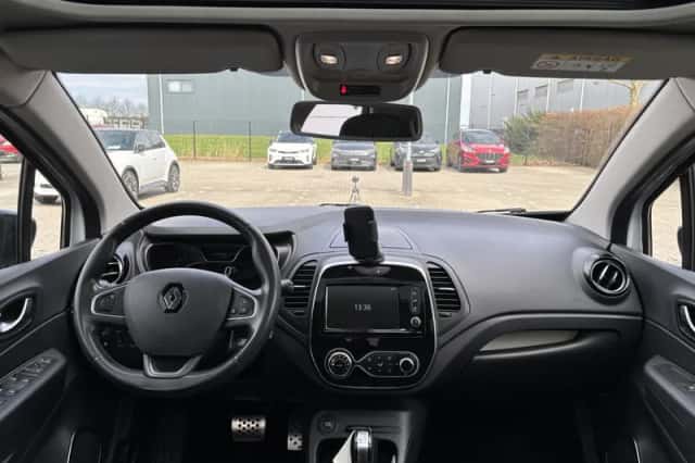 Renault Captur (2019) thumbnail 3