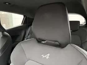 Renault Clio (2024) thumbnail 24